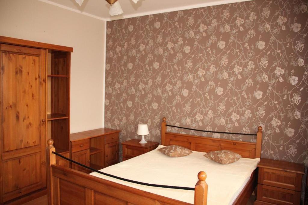 Apartamenty Eka Dom Goscinny 350M Do Plazy Rewal Exterior foto